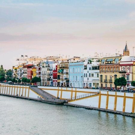 Sevilla Triana Jacuzzi Exterior photo
